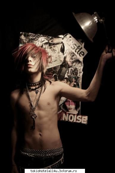 uuh :nebun:  :nebun: poze emo