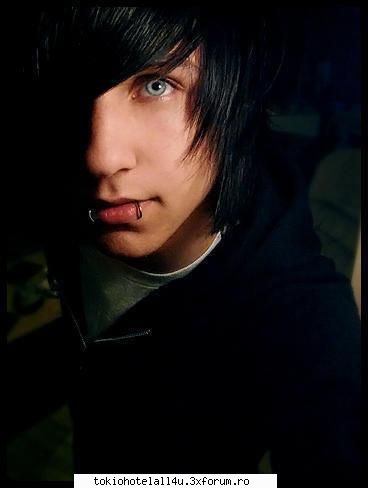 Poze emo - Devil In Persoana >.< - Emo