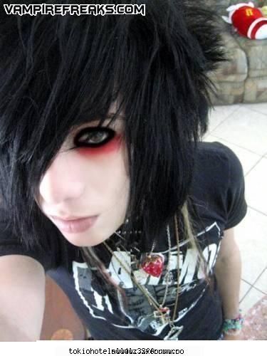 Poze emo - Devil In Persoana >.< - Emo