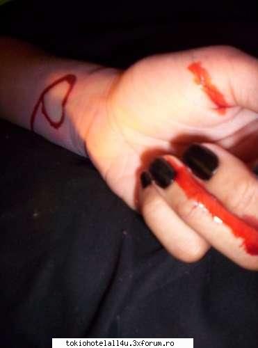 esti satanist?