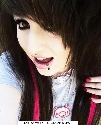 :uimit: poze emo